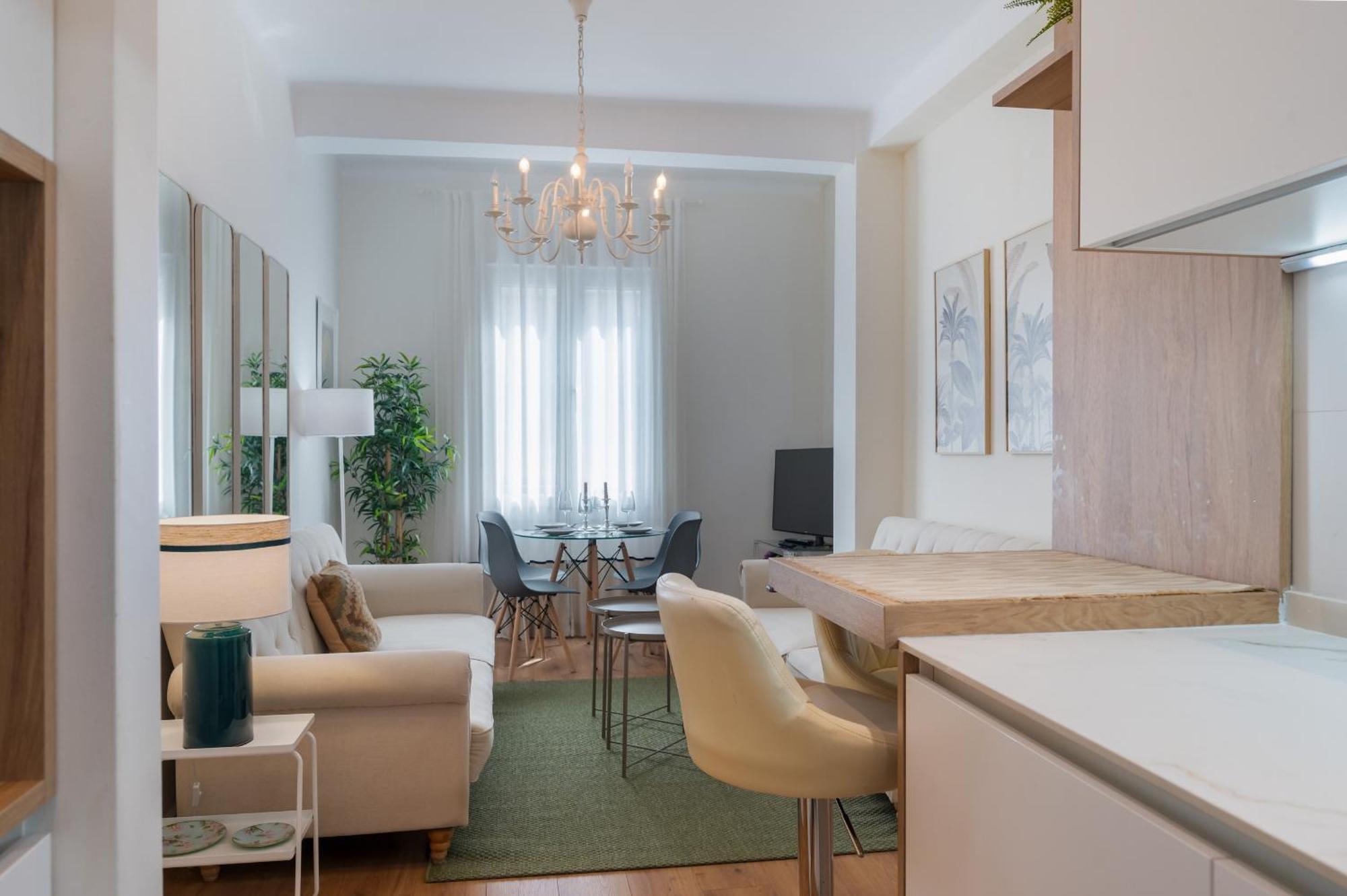 Apartment Stunning 3br 2bth Plaza De Cuba